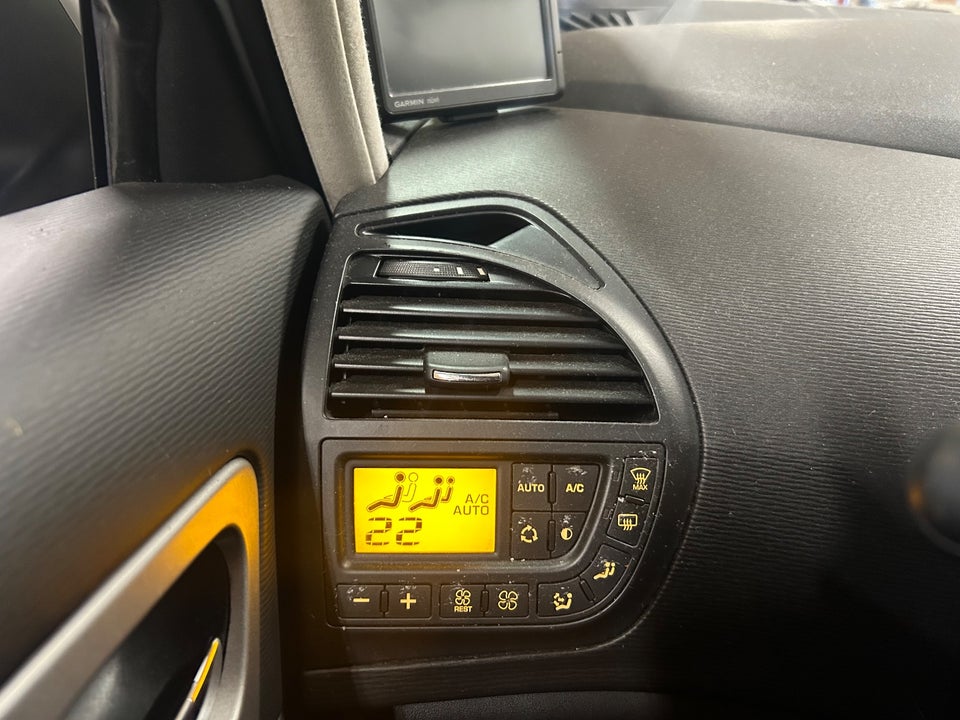 Citroën C4 Picasso 1,8 16V VTR+ 5d