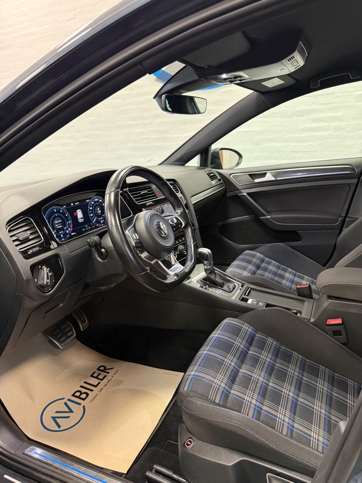 VW Golf VII 1,4 GTE DSG 5d