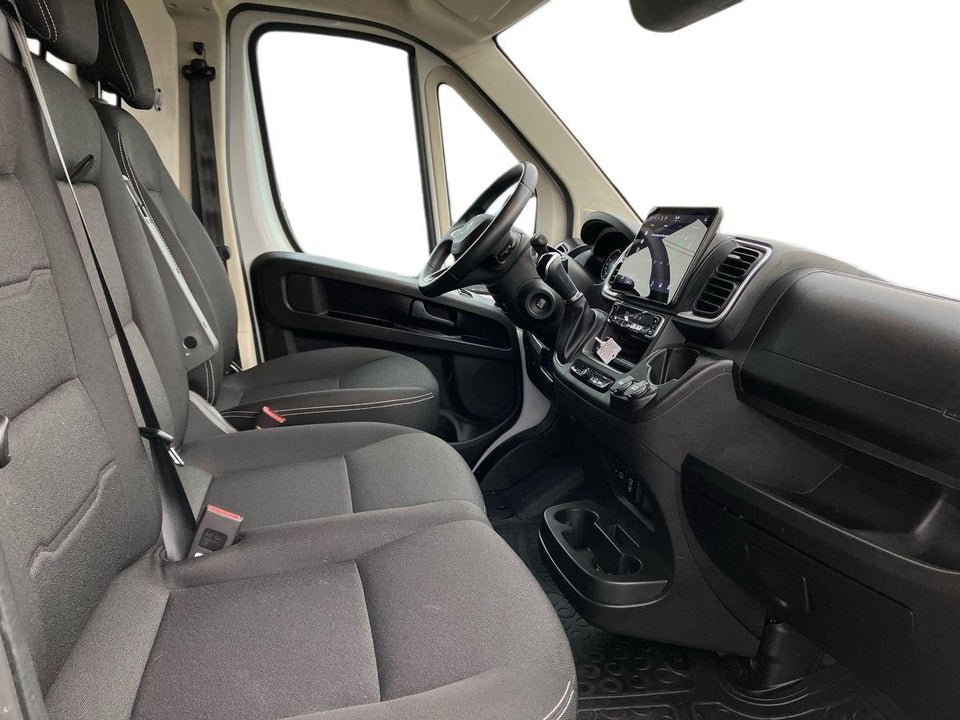 Citroën Jumper 35 2,2 BlueHDi 140 L2H2 MasterLine EAT8