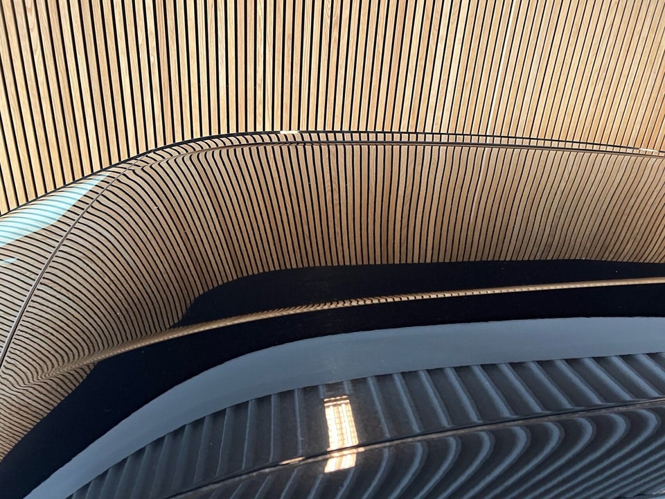 Ford Explorer 77 Select Extended Range 5d