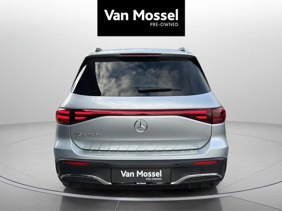 Mercedes EQB250+ AMG Edition 5d