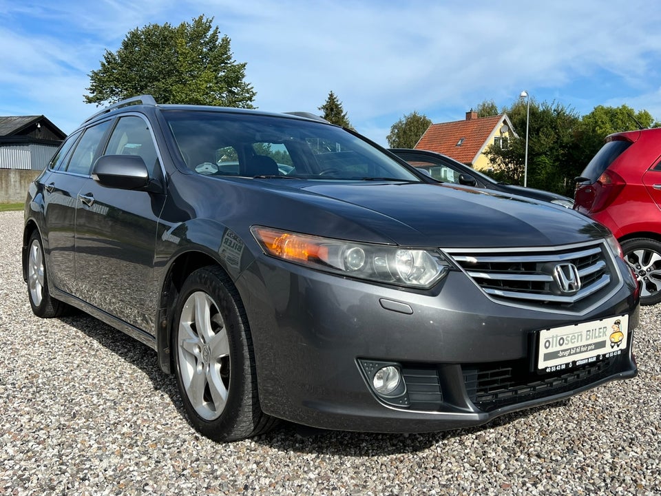 Honda Accord 2,0 Elegance Tourer 5d