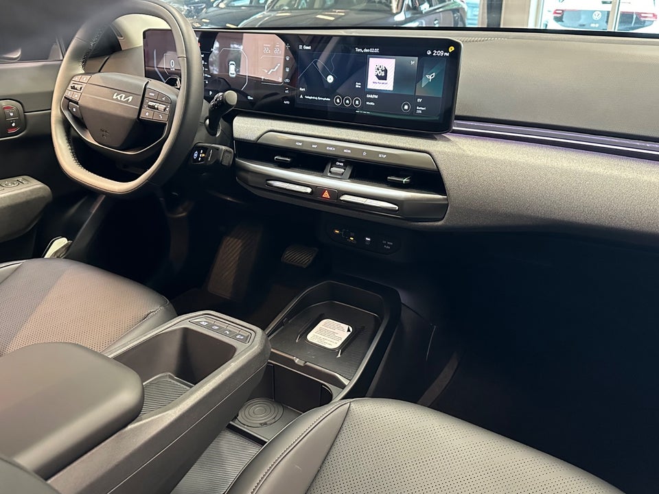 Kia EV4 81 Long Range Earth 5d