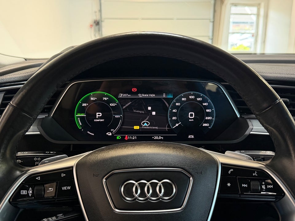 Audi e-tron 50 quattro 5d