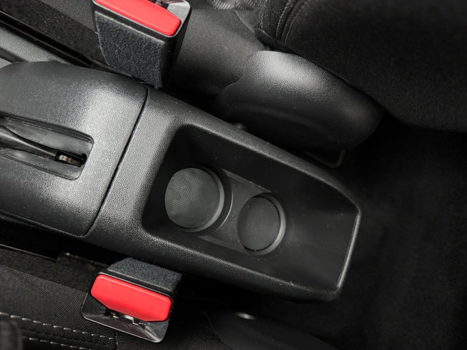 Peugeot 208 1,6 BlueHDi 100 Chili Sky+ 5d