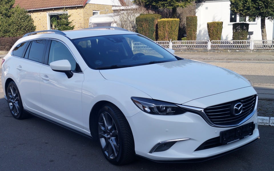 Mazda 6 2,2 SkyActiv-D 150 Core Business stc. 5d