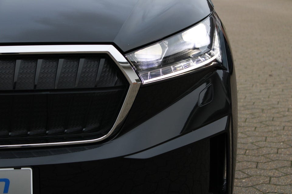 Skoda Enyaq 60 iV Loft 5d