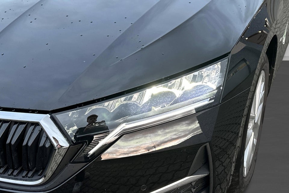 Skoda Octavia 1,5 eTSi 150 Selection Combi DSG 5d