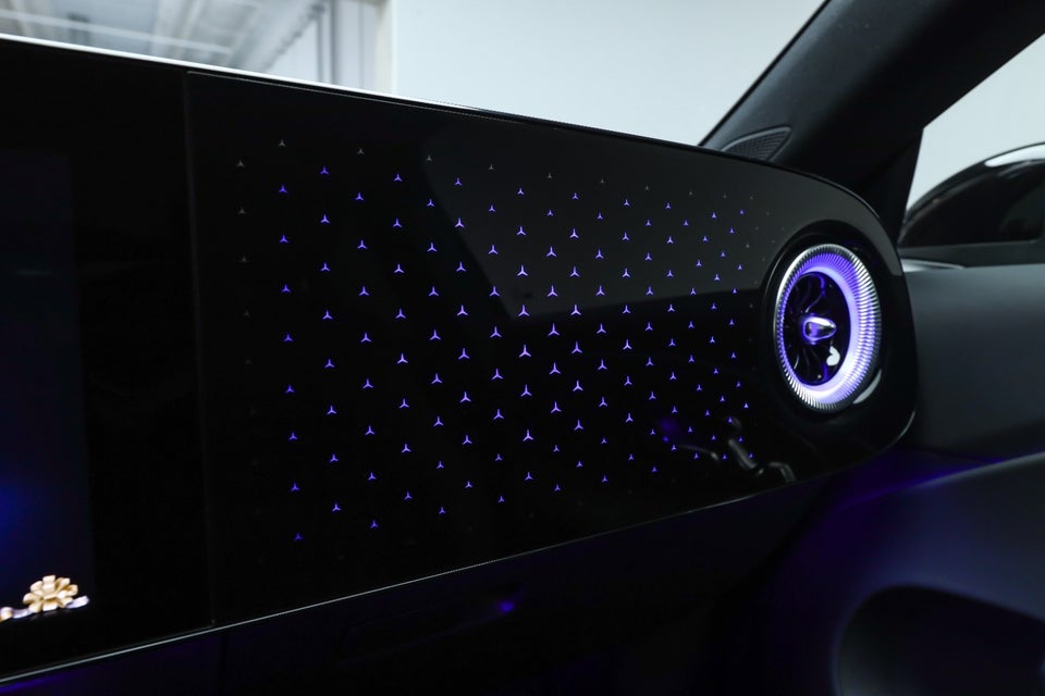 Mercedes CLA250+ EQ Progressive 4d