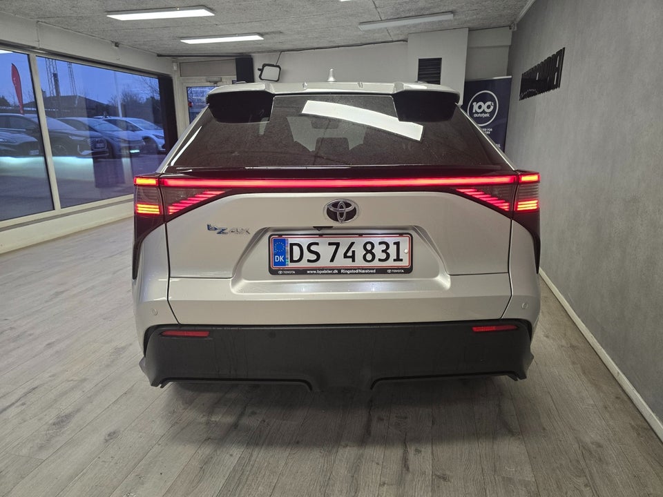 Toyota bZ4X Active 5d