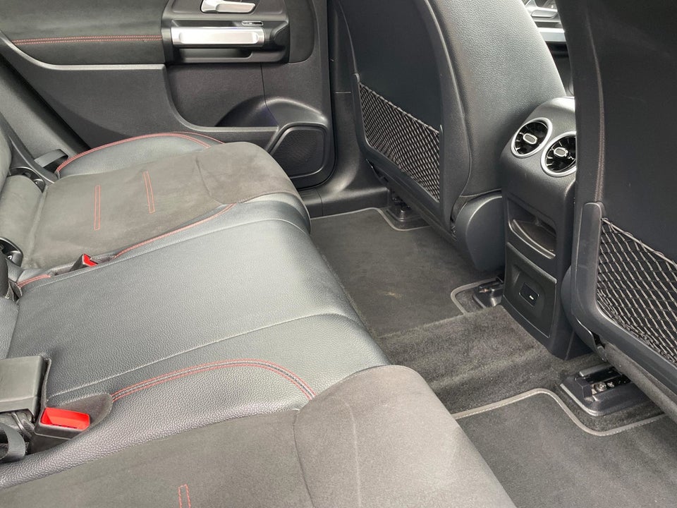 Mercedes EQB300 AMG Line 4Matic 5d