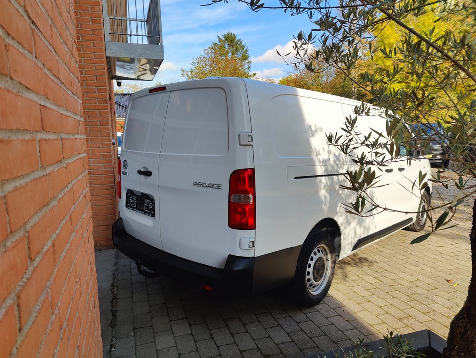 Toyota ProAce 2,0 D 120 Long Comfort 4d