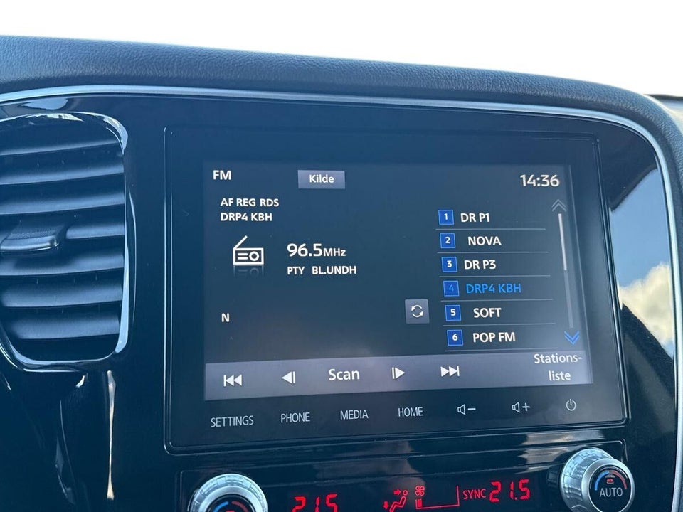 Mitsubishi Outlander 2,4 PHEV Intense CVT 4WD 5d