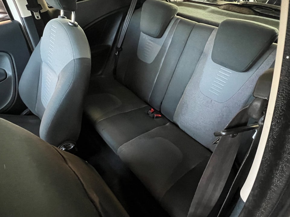 Ford Ka 1,2 Titanium 3d