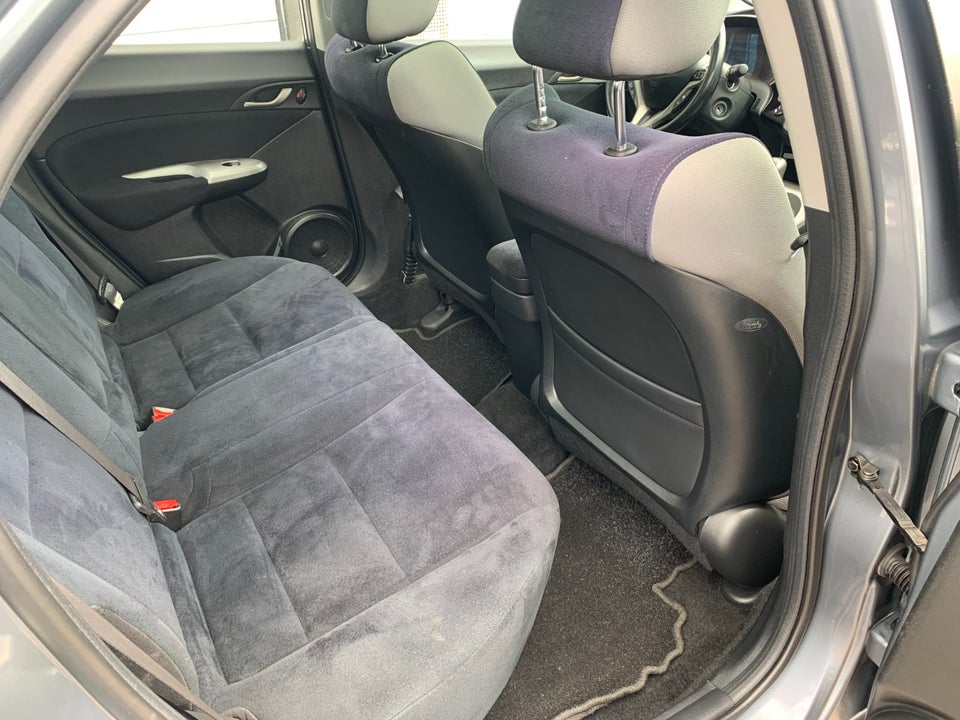 Honda Civic 1,8 Executive 5d
