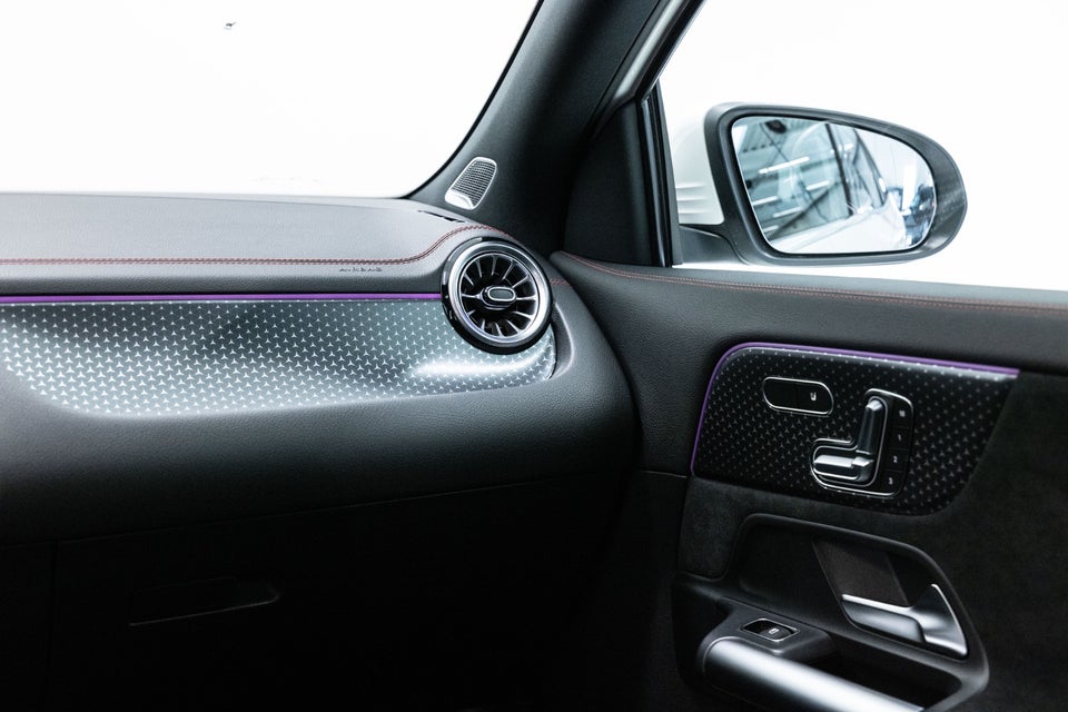 Mercedes EQA350 AMG Premium 4Matic 5d