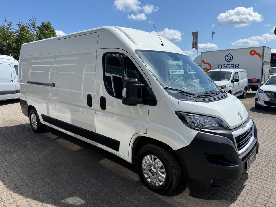 Peugeot Boxer 333 2,2 BlueHDi 165 L3H2 Premium