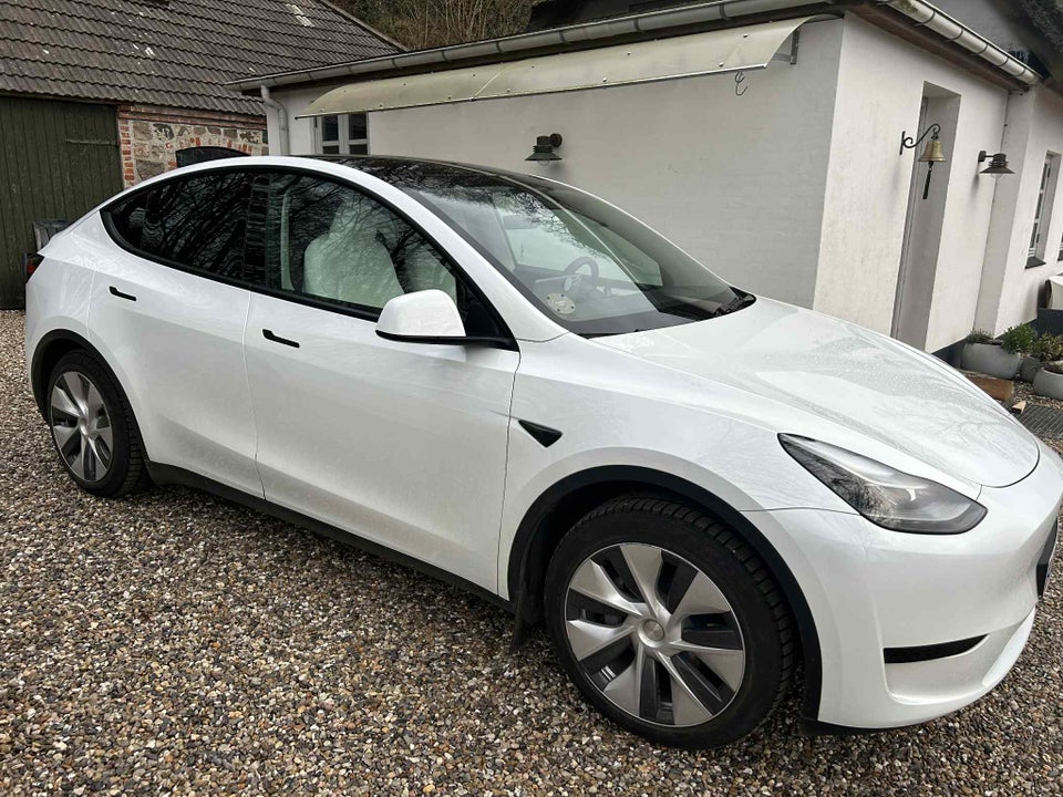 Tesla Model Y Long Range RWD 5d