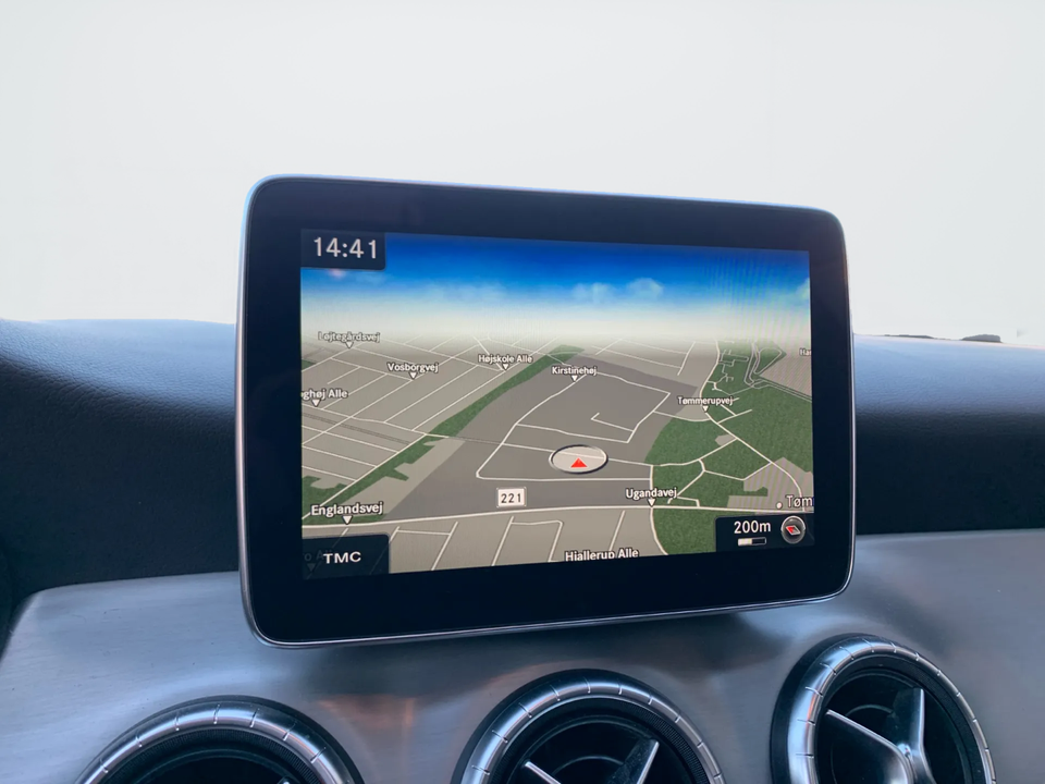 Mercedes CLA250 2,0 Urban AMG Line Shooting Brake aut. 5d