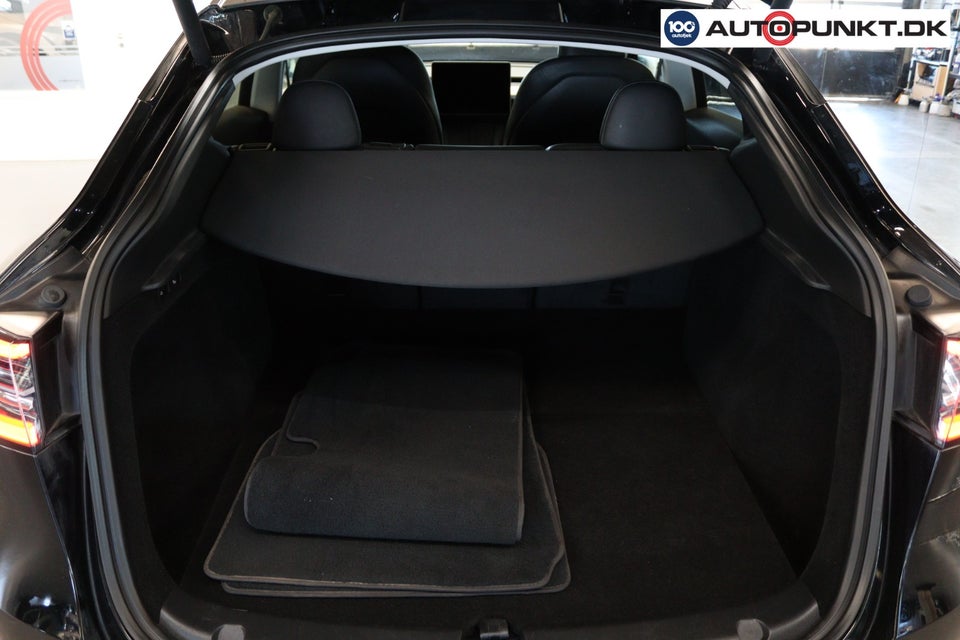 Tesla Model Y Performance AWD 5d