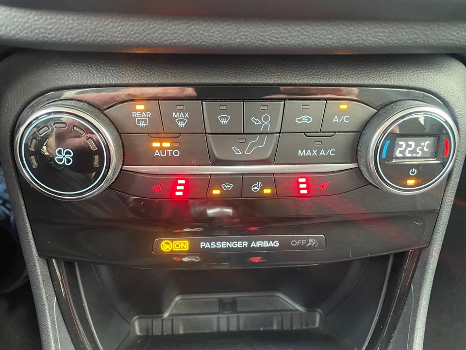 Ford Puma 1,0 EcoBoost mHEV Titanium DCT 5d