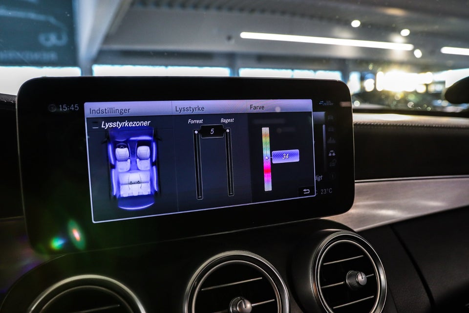 Mercedes C220 d 2,0 AMG Line Night Edition stc. aut. 5d