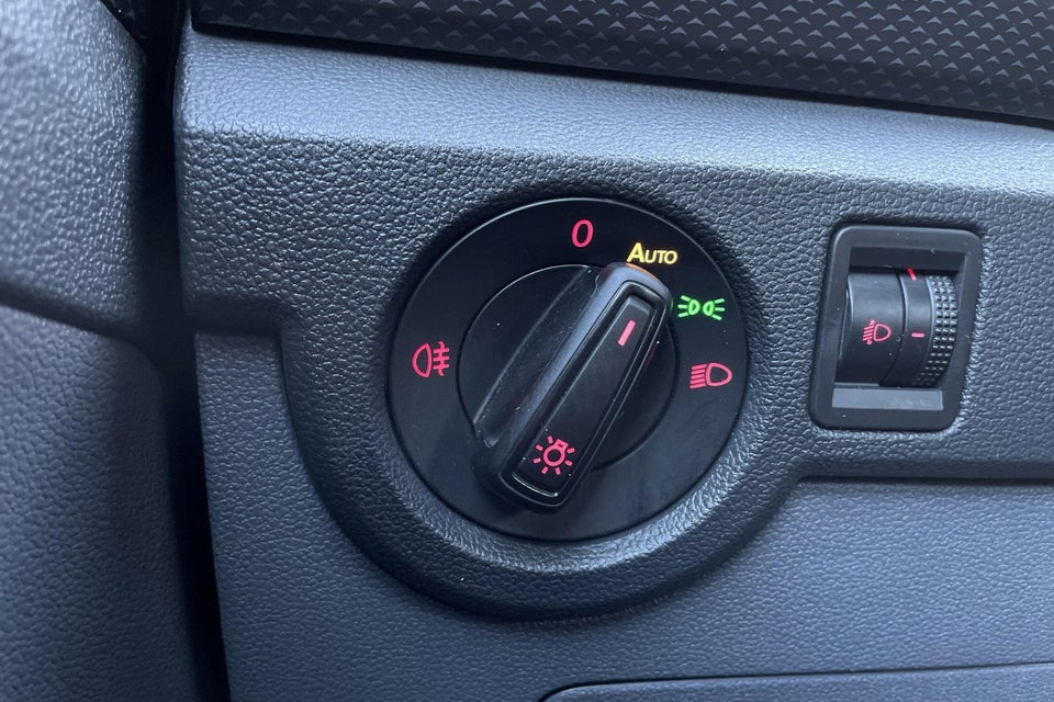 VW T-Cross 1,0 TSi 115 Life Team 5d