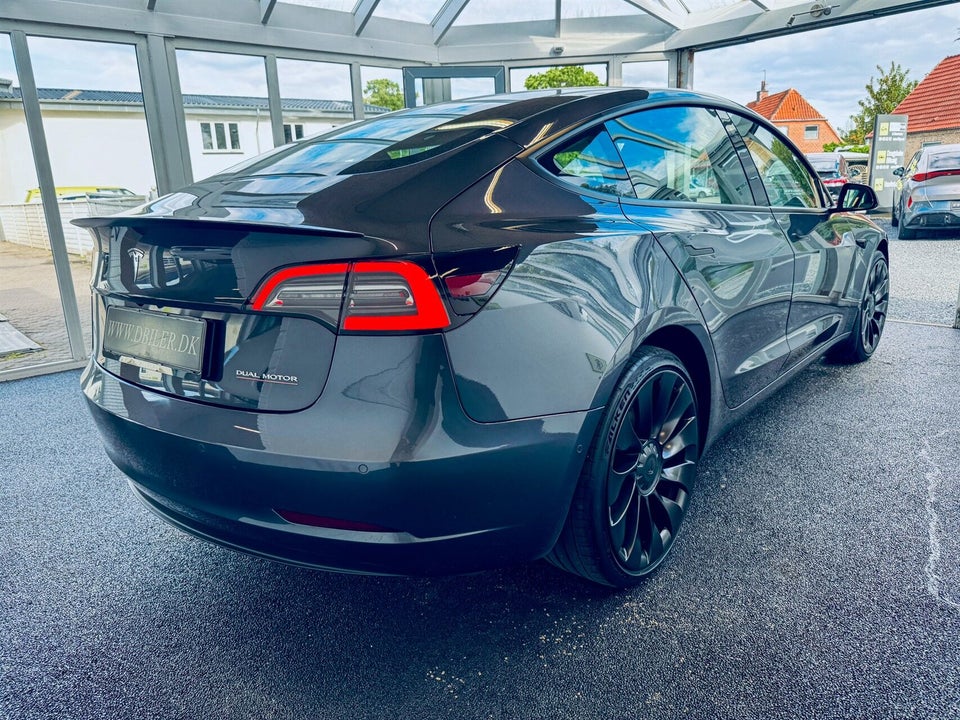 Tesla Model 3 Performance AWD 4d