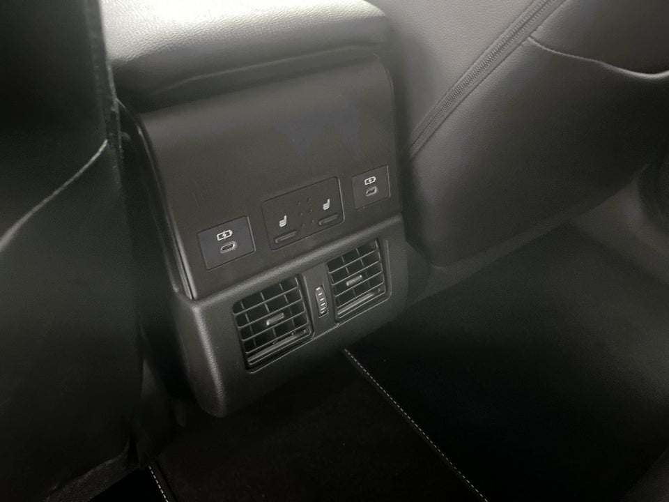 Toyota bZ4X Executive 5d