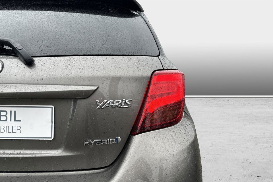 Toyota Yaris 1,5 Hybrid Delight e-CVT 5d