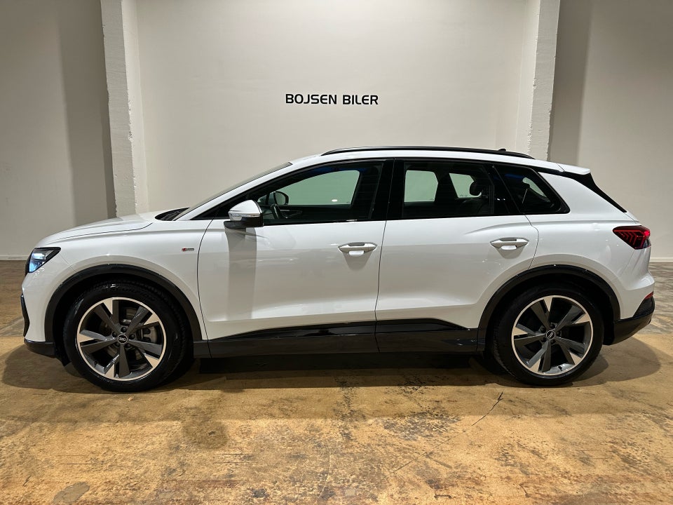 Audi Q4 e-tron 40 S-line 5d