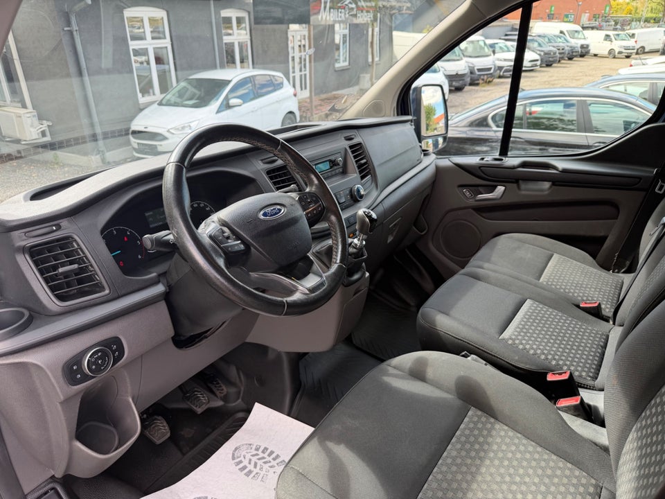 Ford Transit Custom 300 L2 2,0 TDCi 130 Trend