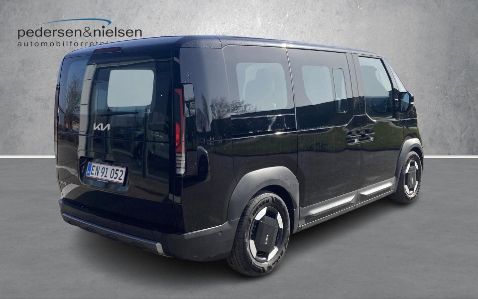 Kia PV5 71 Long Range Upgrade 5d