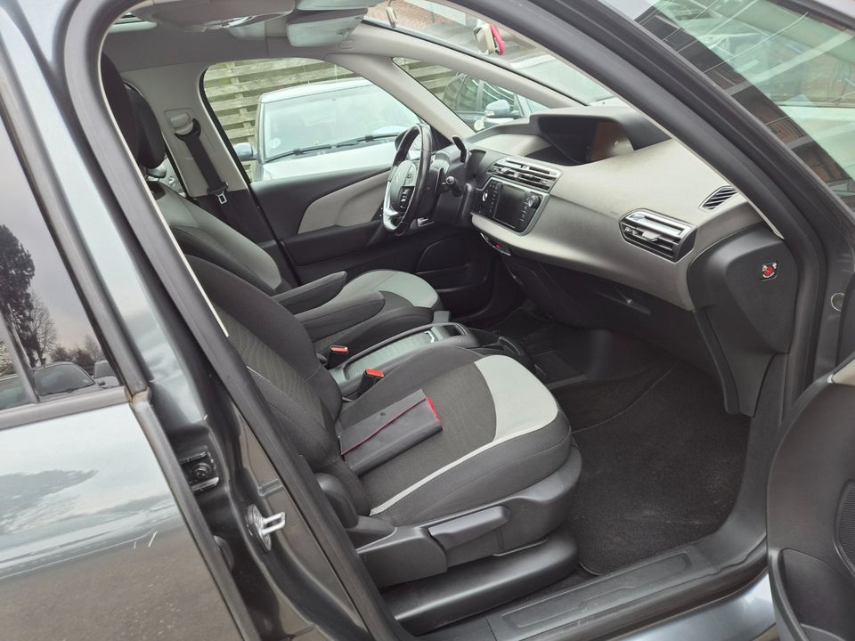 Citroën Grand C4 Picasso 1,6 e-HDi 115 Intensive ETG6 7prs 5d
