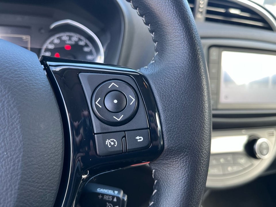 Toyota Yaris 1,5 VVT-iE T3 Smart 5d