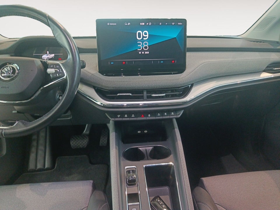Skoda Enyaq 60 iV Loft 5d