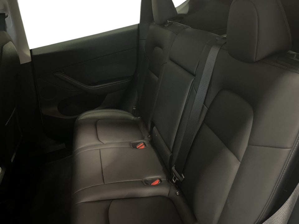 Tesla Model Y Long Range AWD 5d