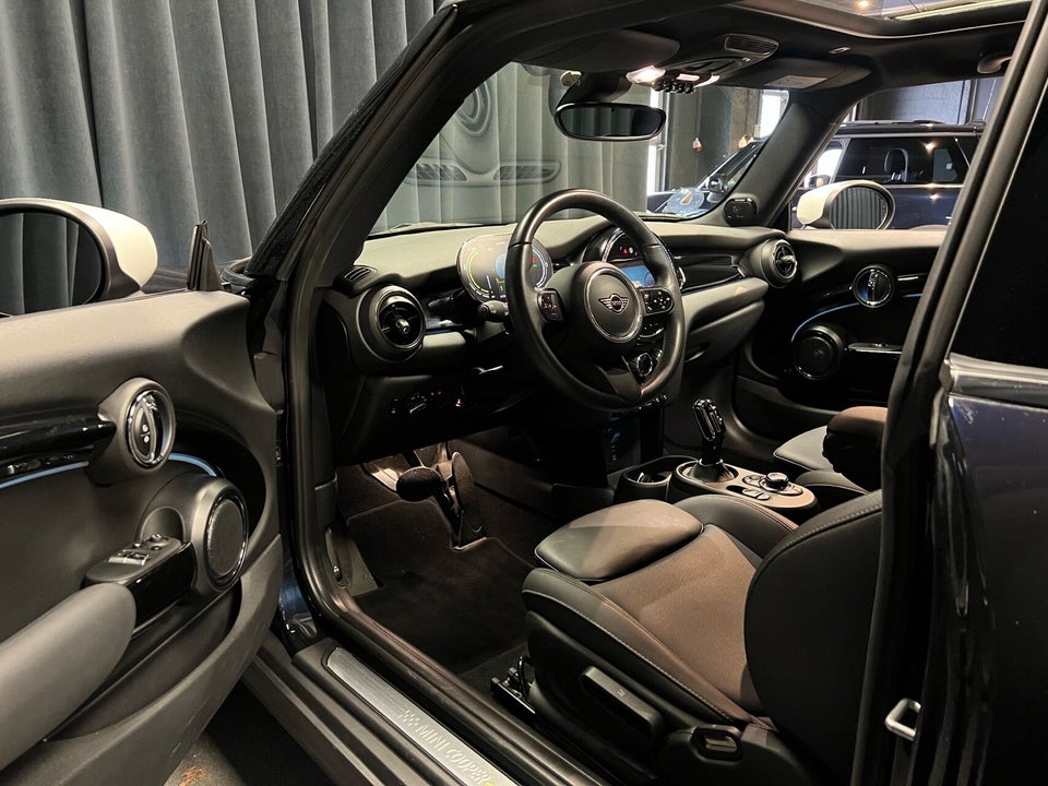 MINI Cooper SE Edition Premium Plus 3d