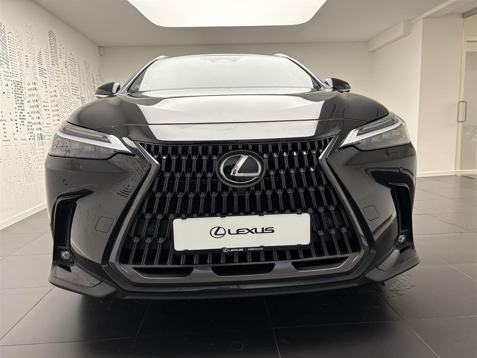 Lexus NX450h+ 2,5 Executive aut. AWD 5d