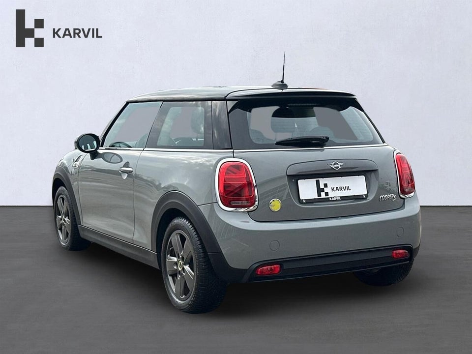 MINI Cooper SE Essential 3d