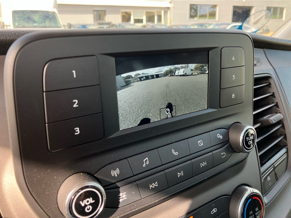 Ford Transit 350 L2 Chassis 2,0 TDCi 130 Trend H1 FWD