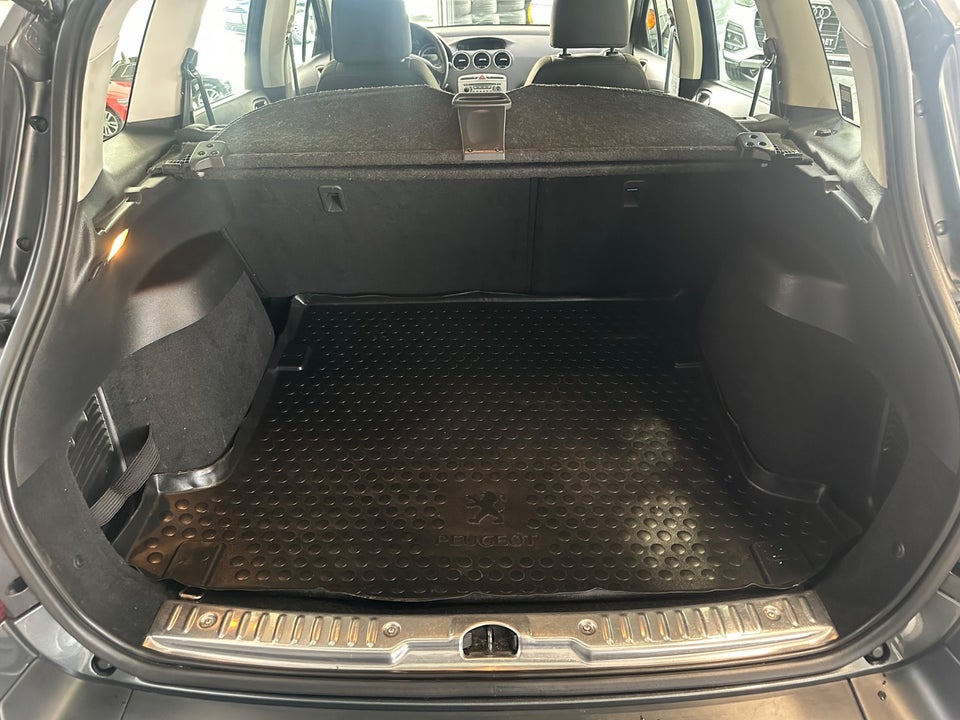 Peugeot 308 1,6 VTi 120 Access stc. 5d