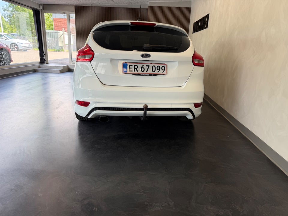 Ford Focus 1,0 SCTi 125 ST-Line+ 5d