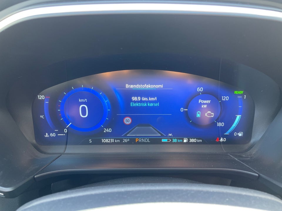 Ford Kuga 2,5 PHEV Vignale CVT 5d