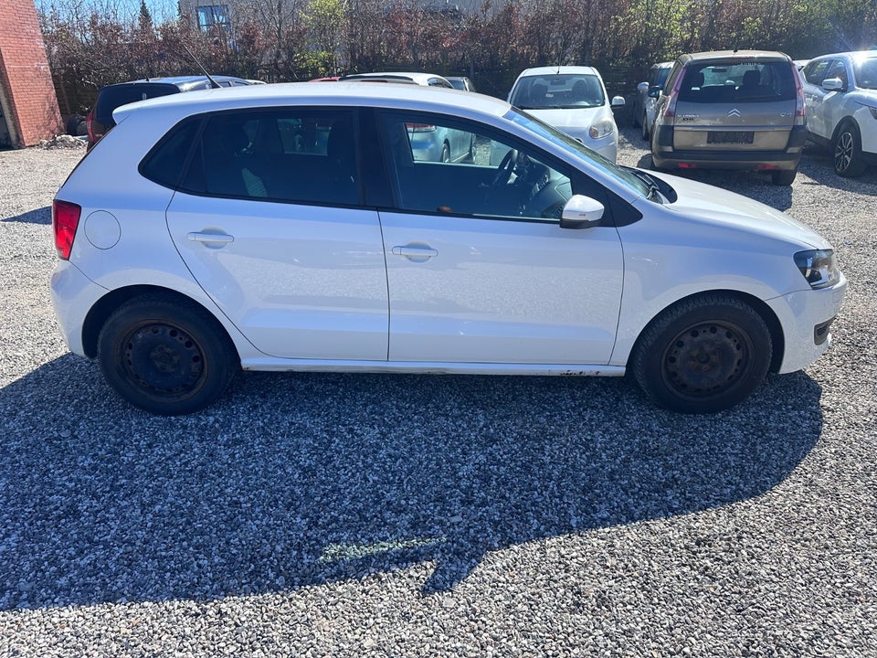 VW Polo 1,6 TDi 90 Comfortline 5d