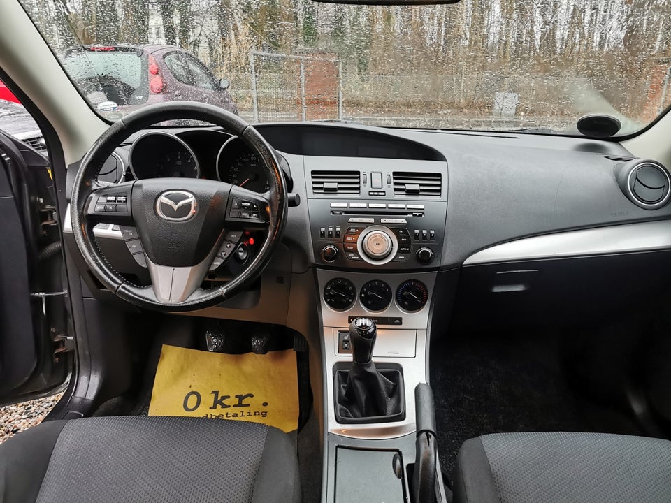 Mazda 3 1,6 Premium 4d