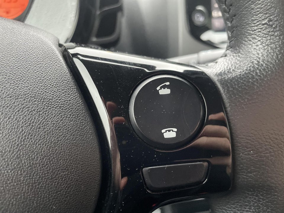 Toyota Aygo 1,0 VVT-i x-press 5d