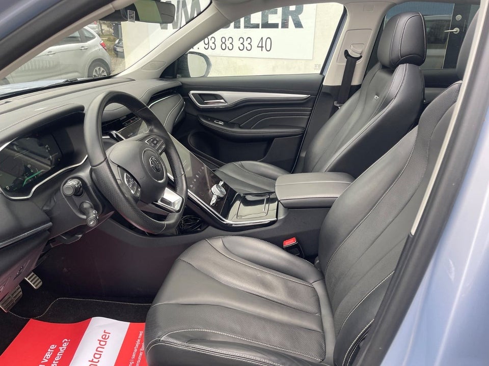 MG Marvel R Luxury 5d