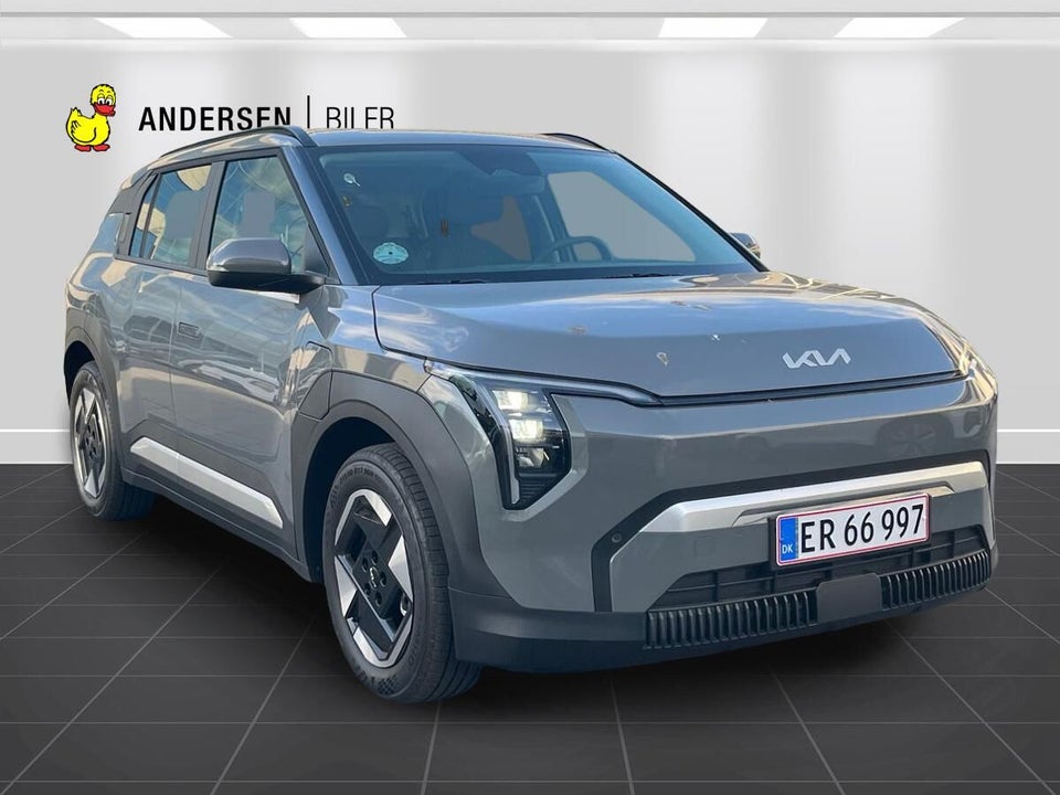 Kia EV3 58 Standard Range Access 5d