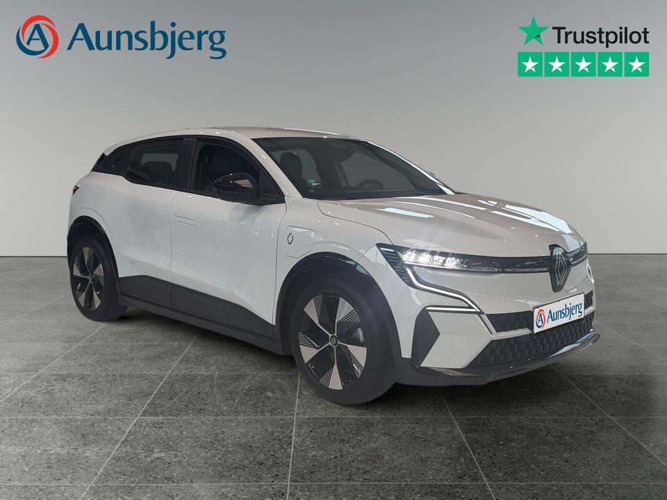 Renault Megane E-Tech 40 Equilibre 5d